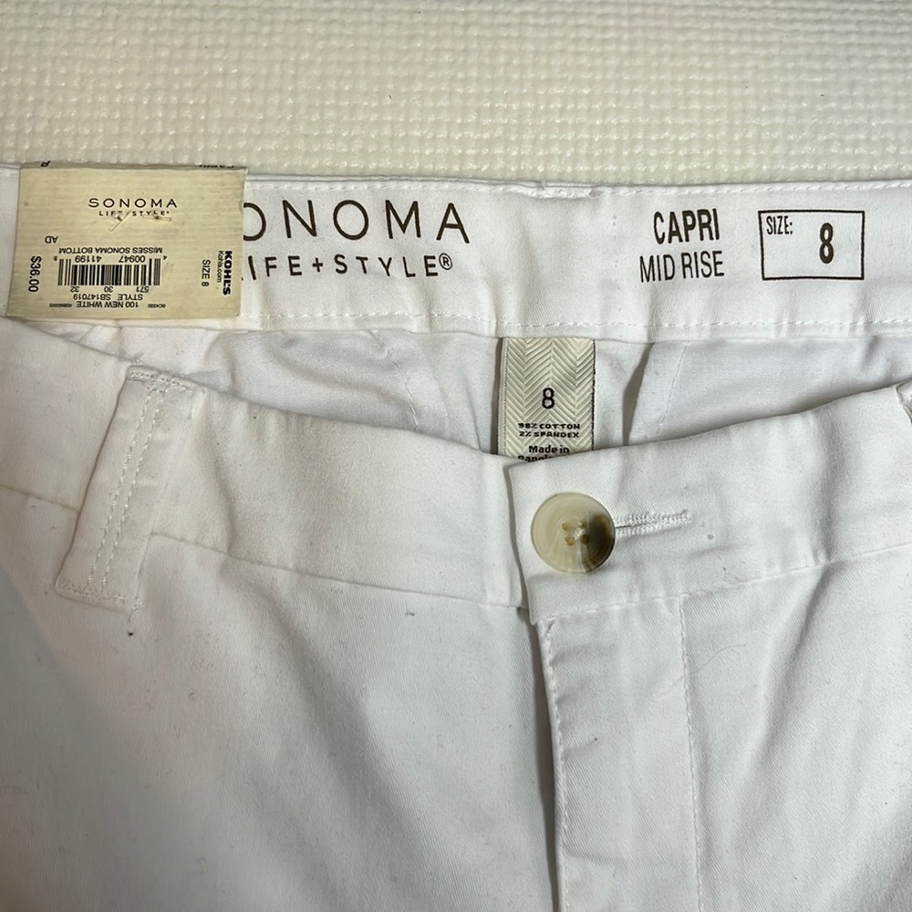 Mid Rise Off White Capris